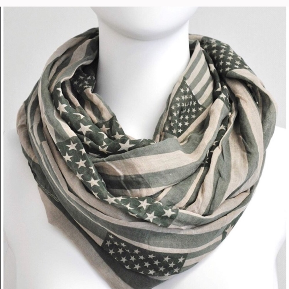 💜 NEW! Green & Tan American Flag infinity scarf! - Picture 1 of 6